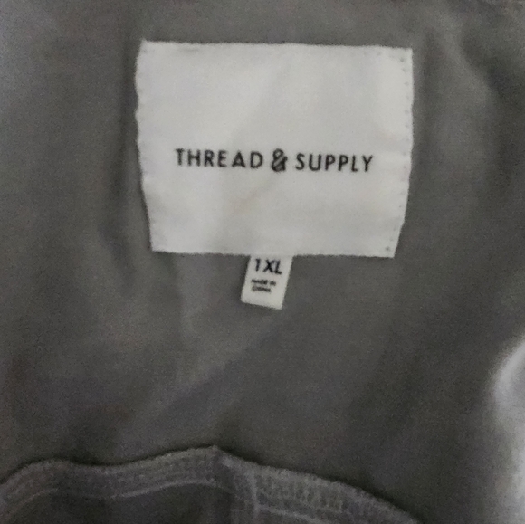 Thread & Supply Utility Jacket – Size XL NEW - Picture 6 of 7